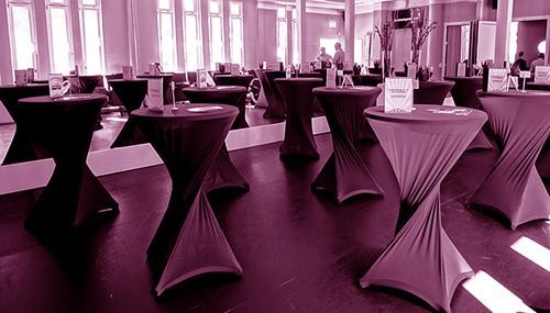 Louer tables et chaises pour vos repas d'équipe Louer tables et chaises pour vos repas d'équipe